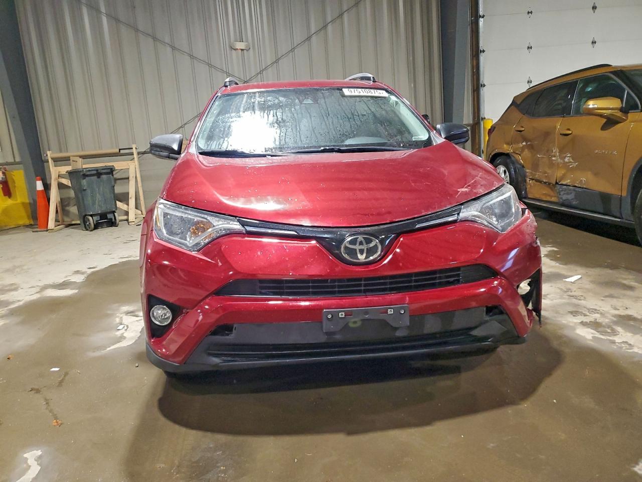 2018 TOYOTA RAV4 LE photo 5