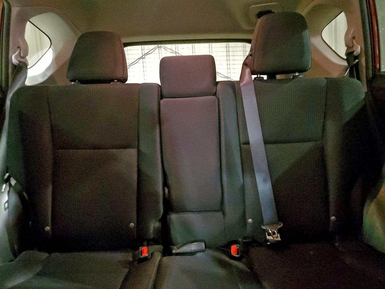 2018 TOYOTA RAV4 LE photo 10