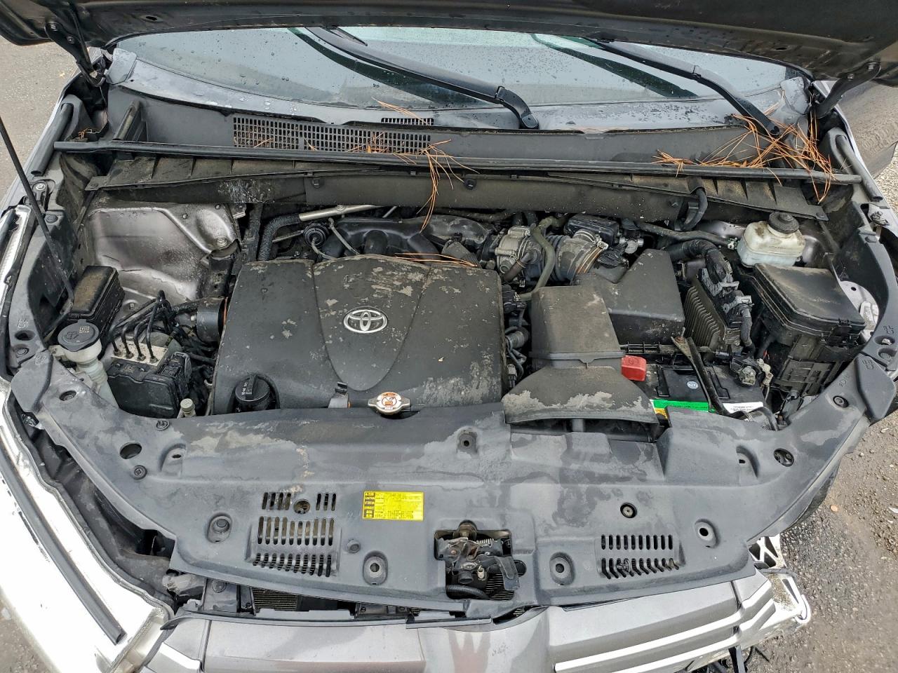 2019 TOYOTA HIGHLANDER XLE photo 12