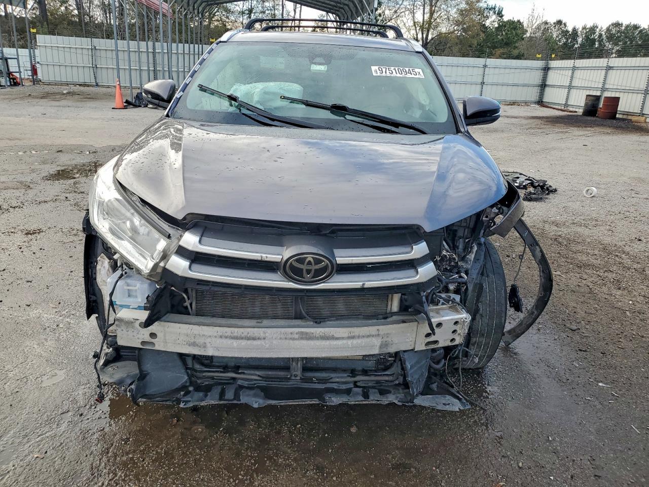 2019 TOYOTA HIGHLANDER XLE photo 5