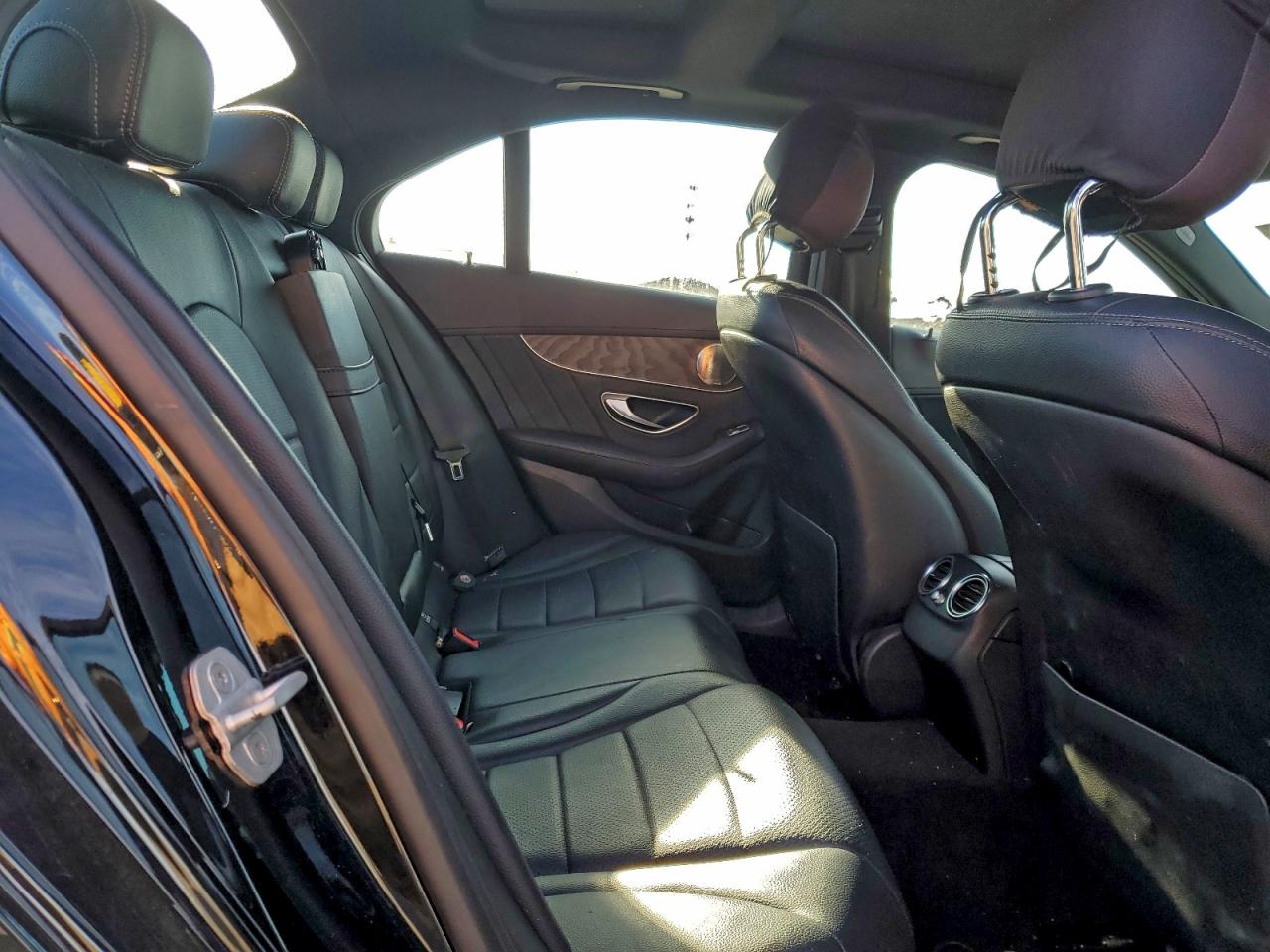 2015 MERCEDES-BENZ C 300 4MATIC photo 19
