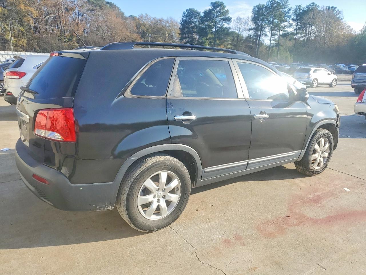 2013 KIA SORENTO LX photo 5