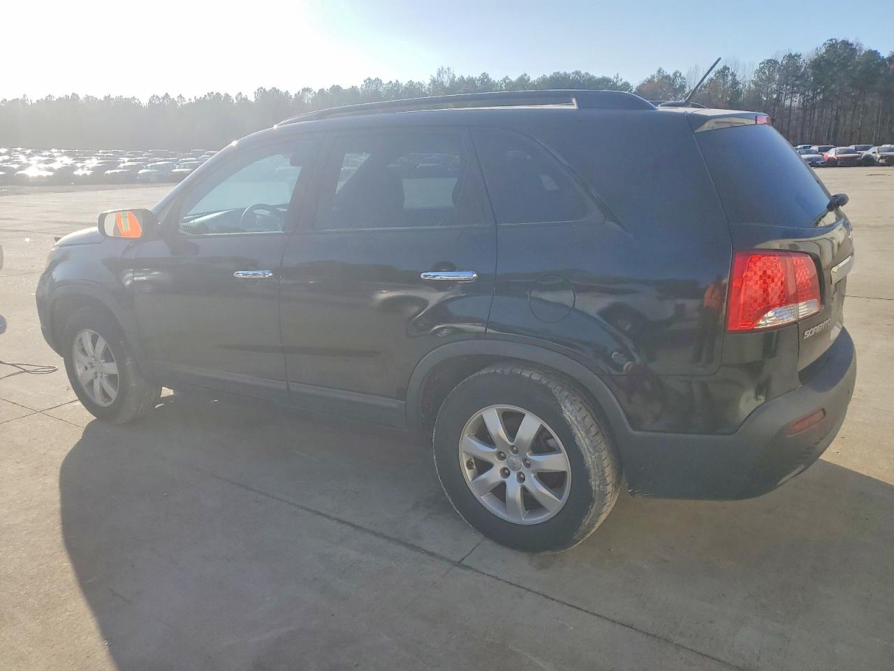 2013 KIA SORENTO LX photo 3
