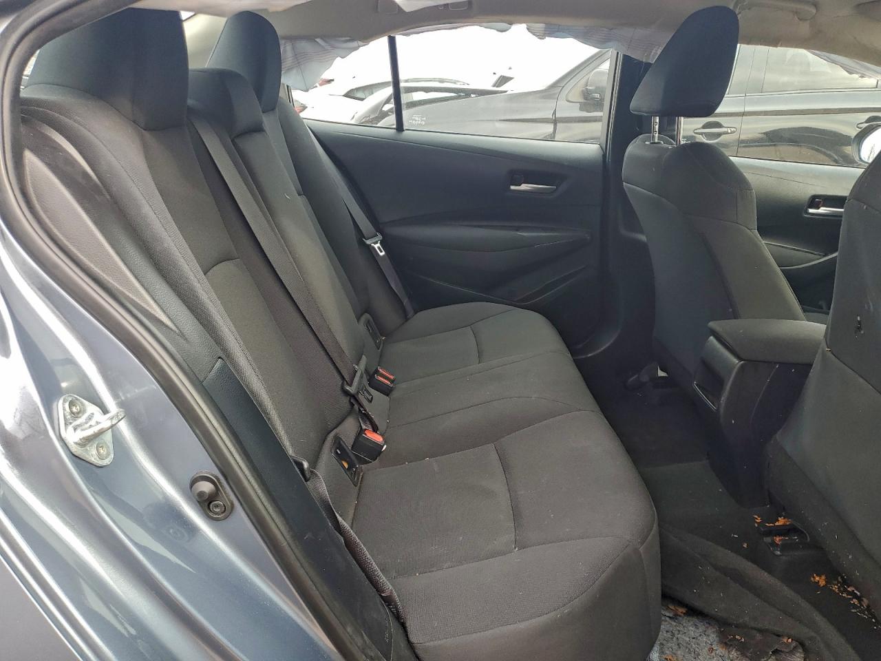 2021 TOYOTA COROLLA LE photo 10