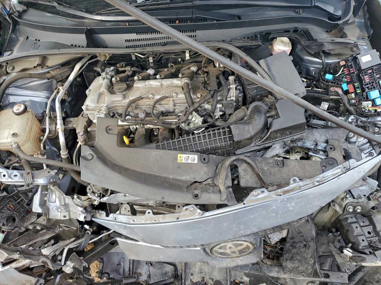 2021 TOYOTA COROLLA LE photo 11