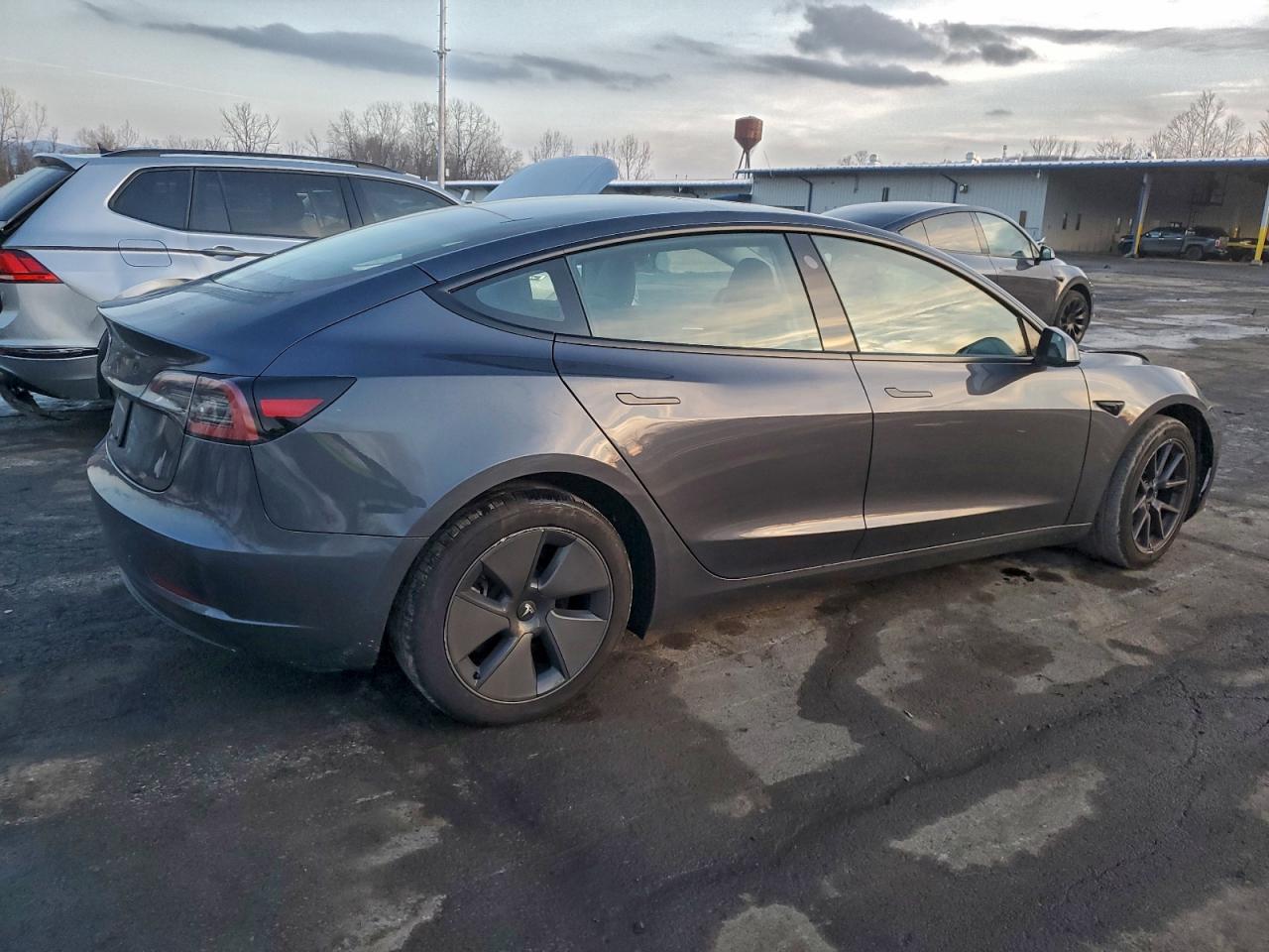 2023 TESLA MODEL 3 photo 3