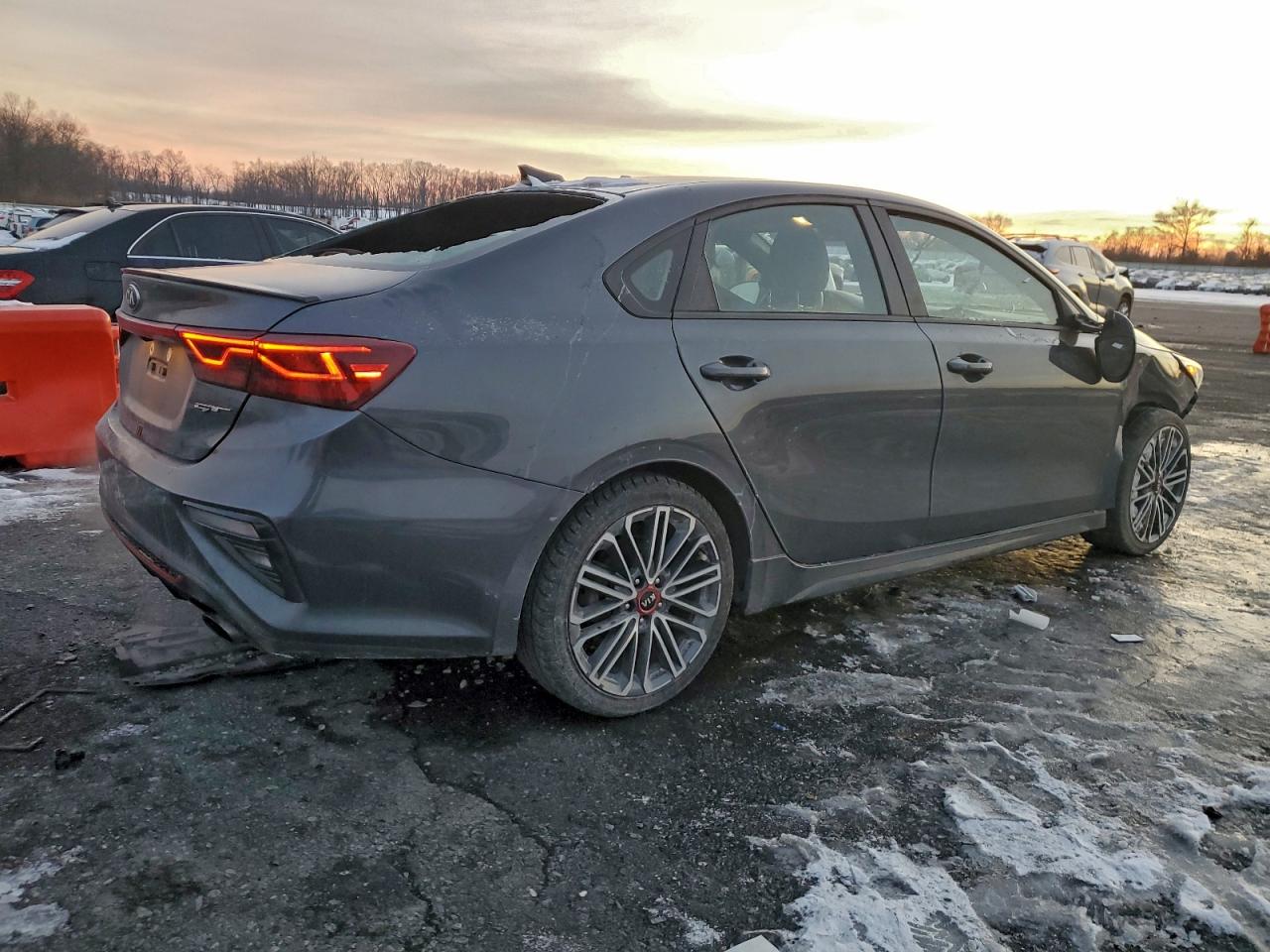 2020 KIA FORTE GT photo 3