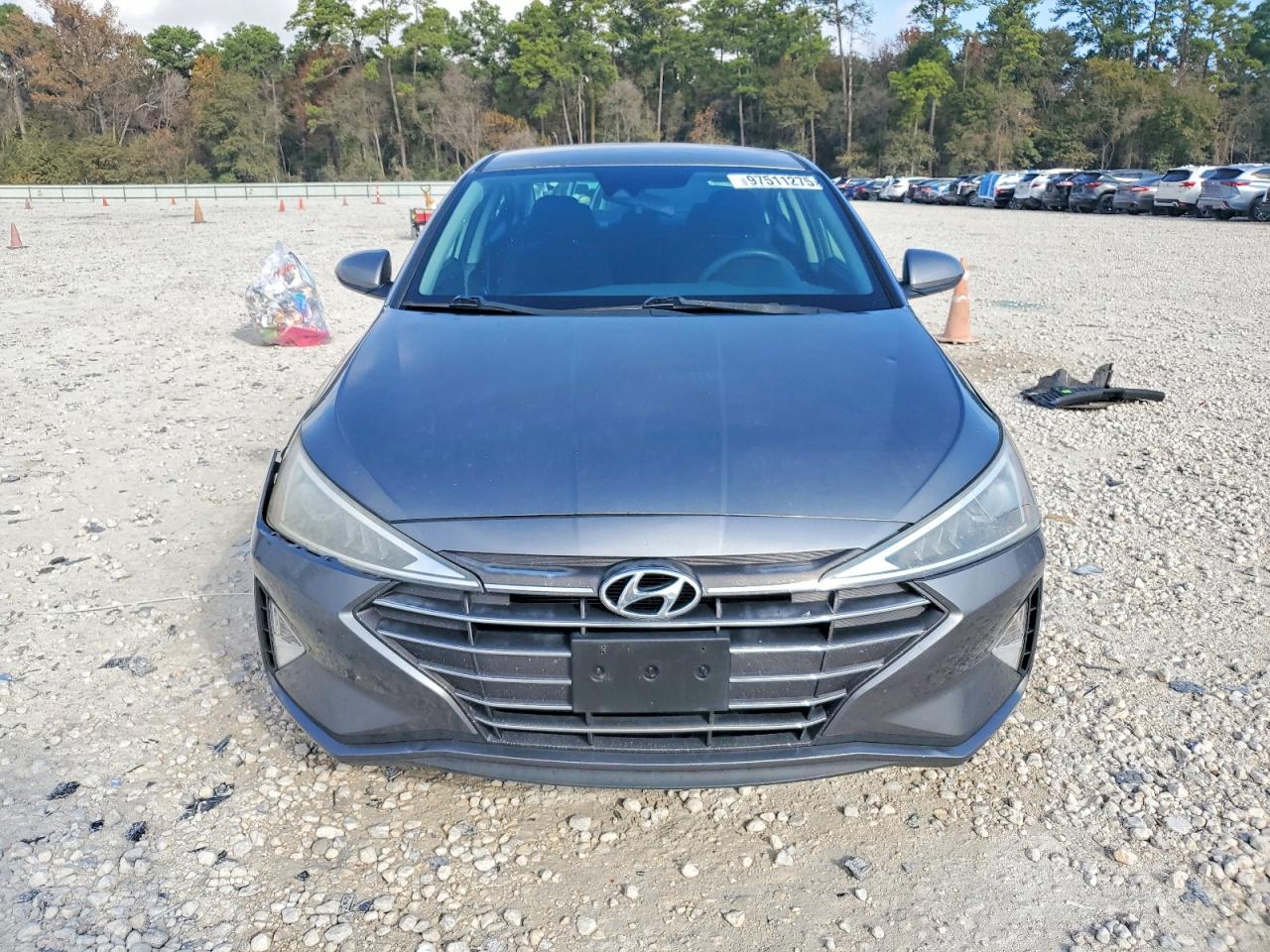 2019 HYUNDAI ELANTRA SEL photo 5