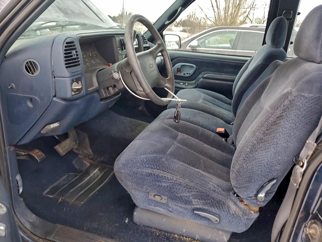1996 CHEVROLET GMT-400 K1500 photo 7