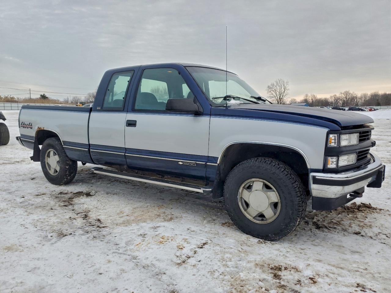 1996 CHEVROLET GMT-400 K1500 photo 4