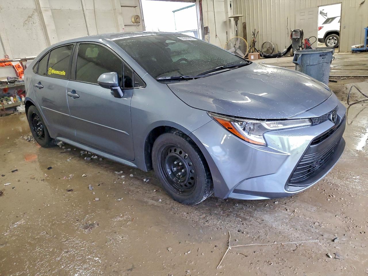 2023 TOYOTA COROLLA LE photo 10