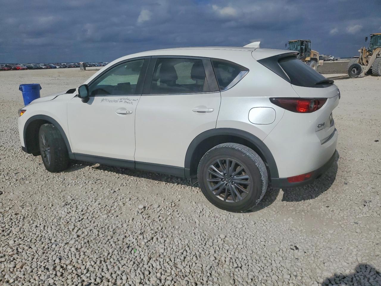 2021 MAZDA CX-5 TOURING photo 2