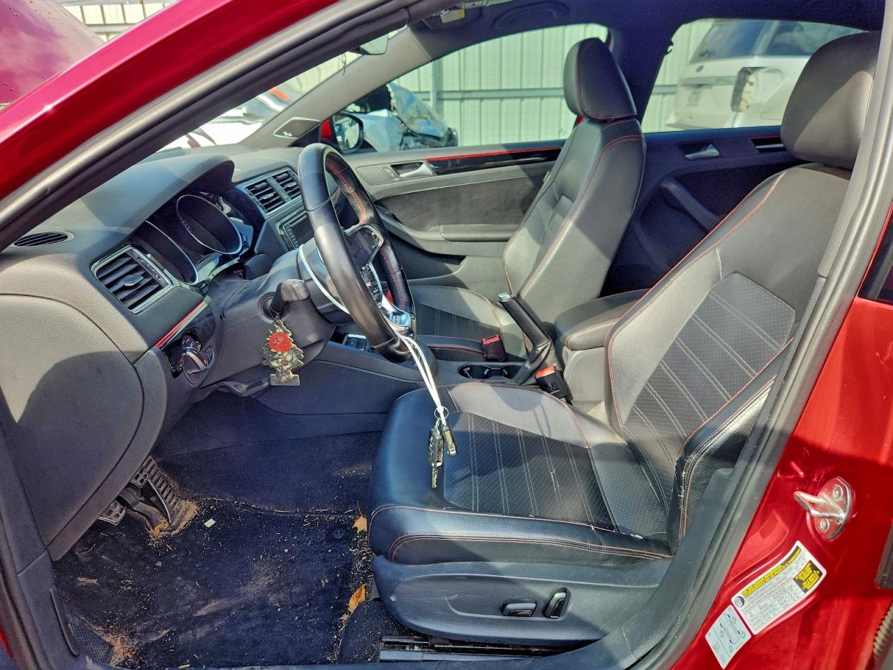 2017 VOLKSWAGEN JETTA GLI photo 7