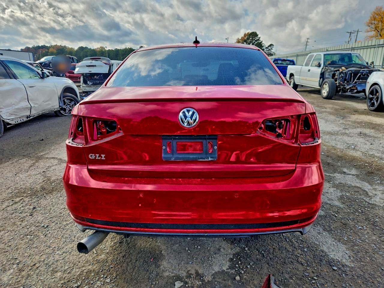 2017 VOLKSWAGEN JETTA GLI photo 6