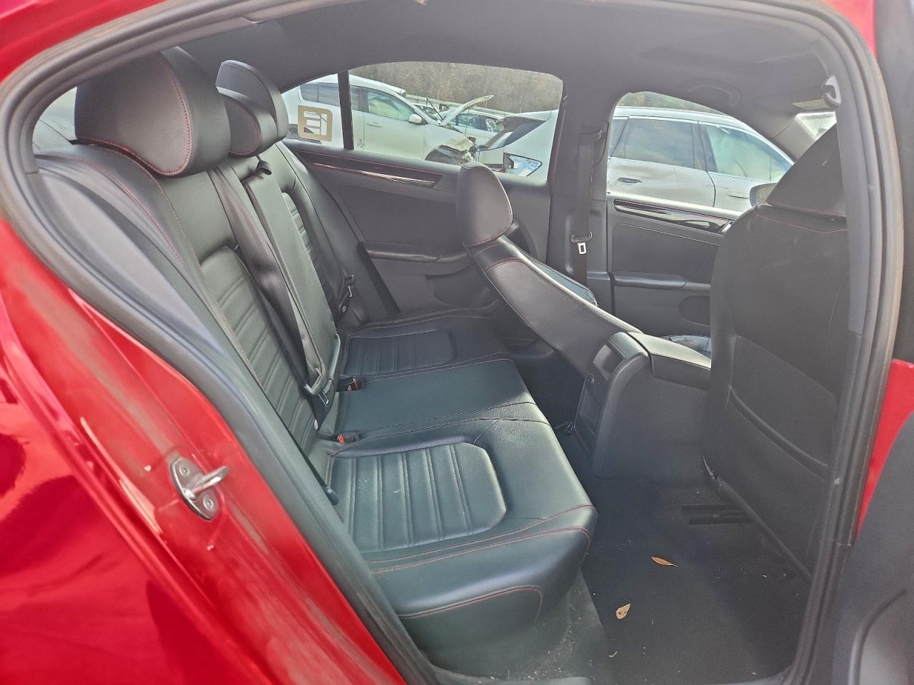 2017 VOLKSWAGEN JETTA GLI photo 10
