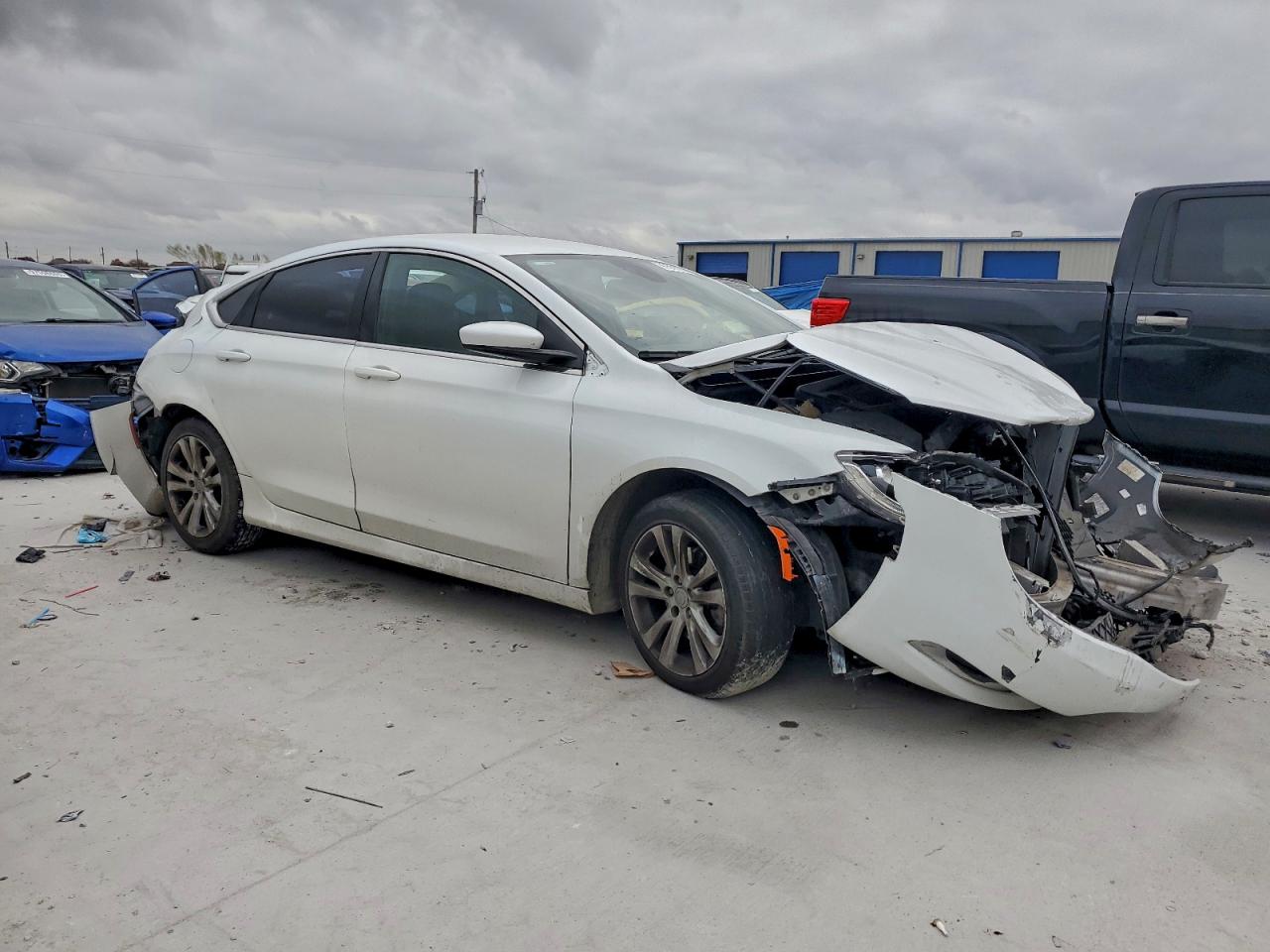 2016 CHRYSLER 200 LIMITED photo 7