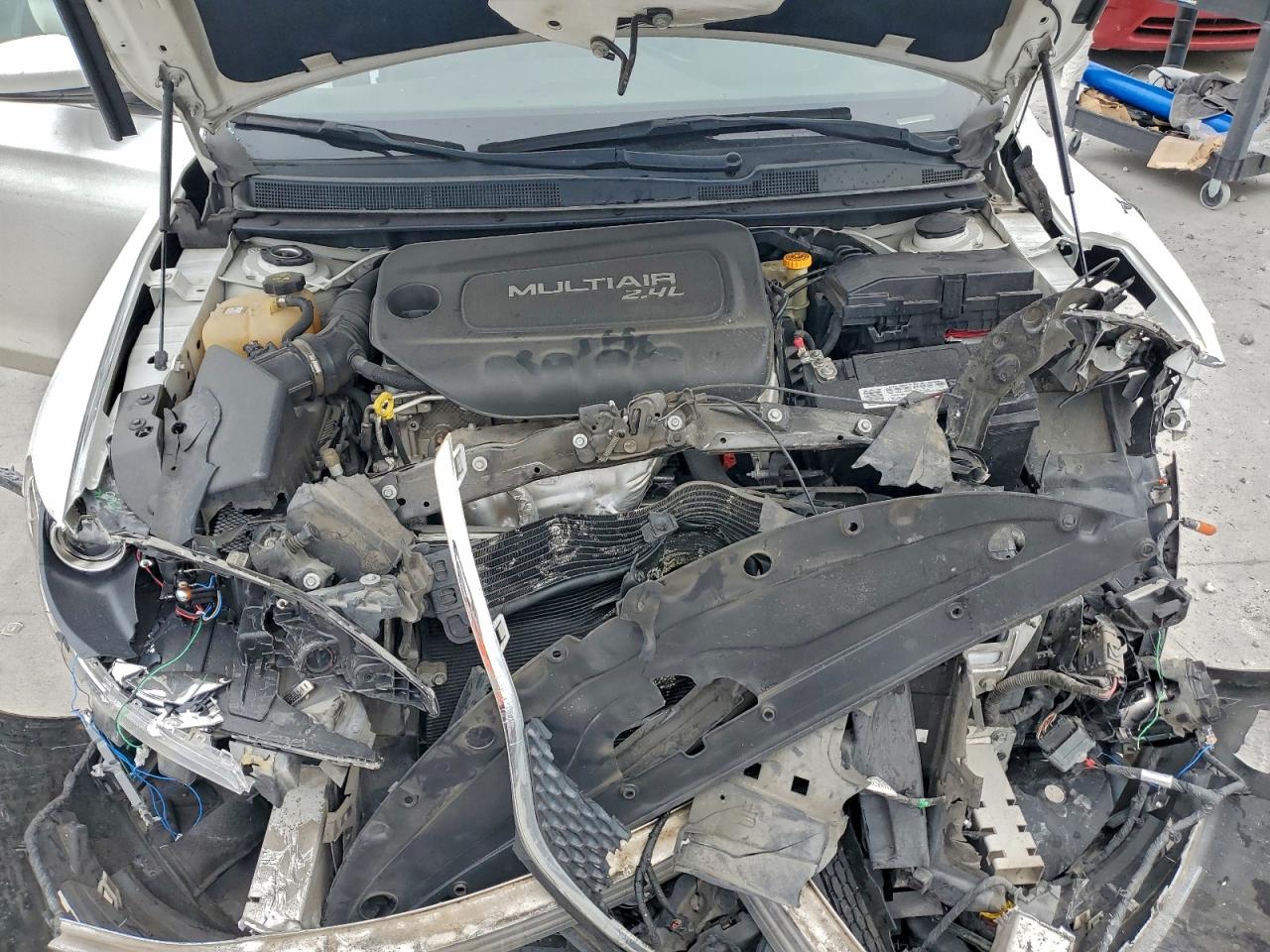 2016 CHRYSLER 200 LIMITED photo 21