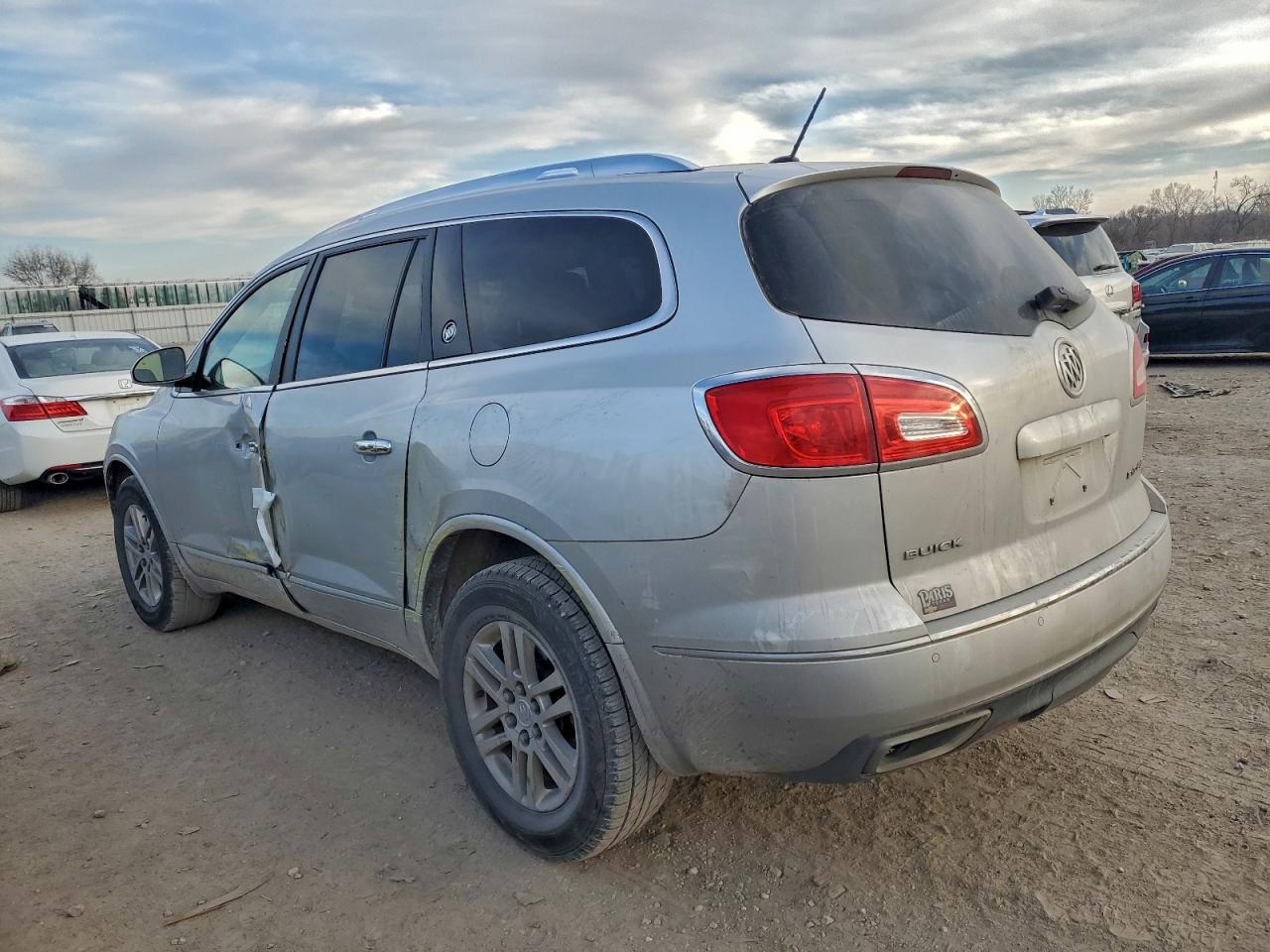 2015 BUICK ENCLAVE photo 2