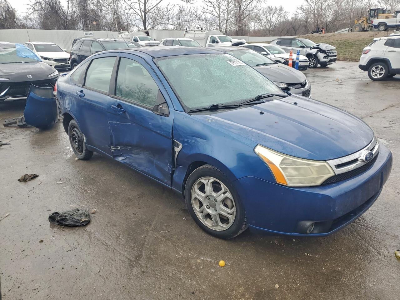 2008 FORD FOCUS SE photo 4