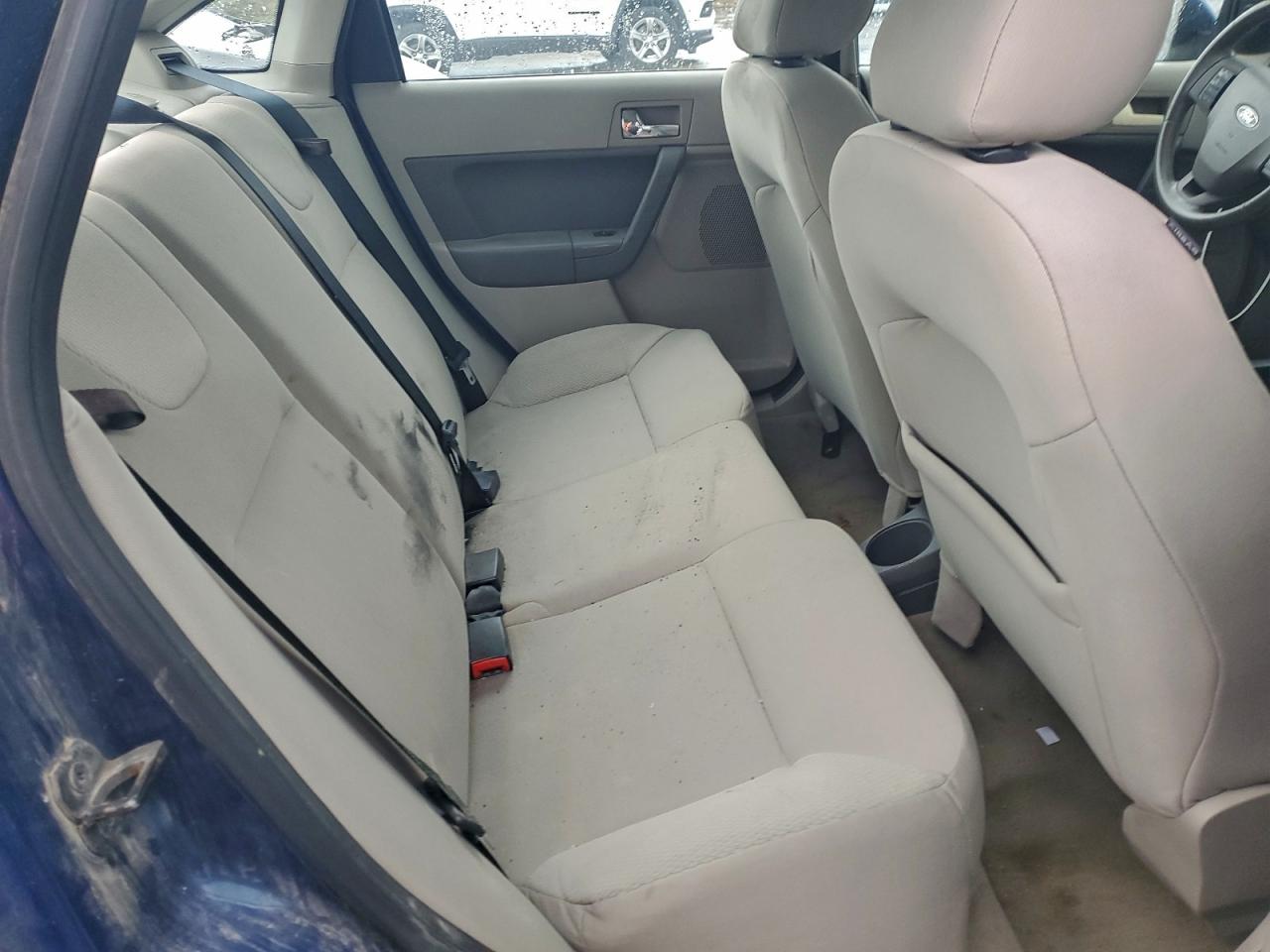 2008 FORD FOCUS SE photo 10