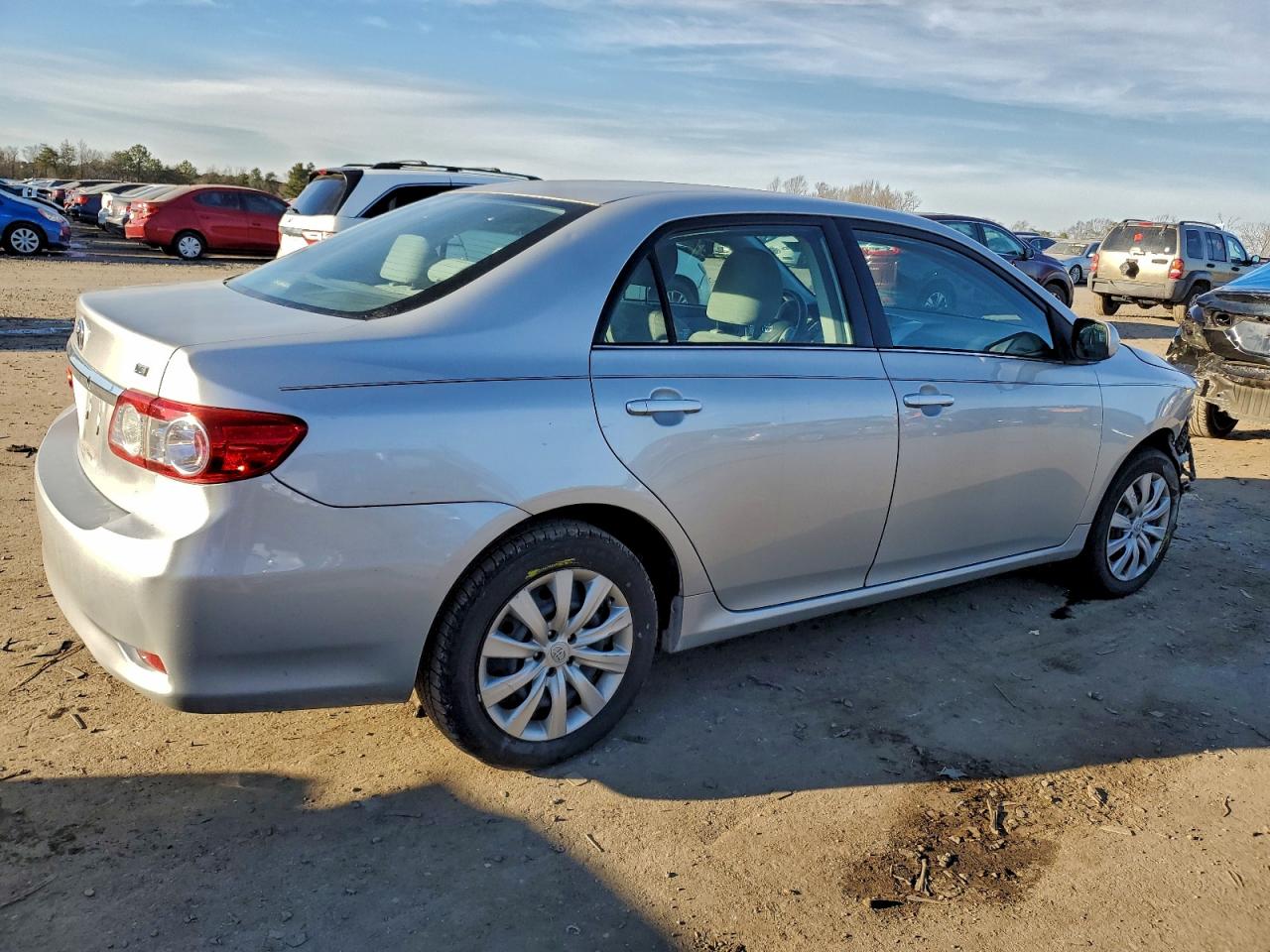 2013 TOYOTA COROLLA BASE photo 3