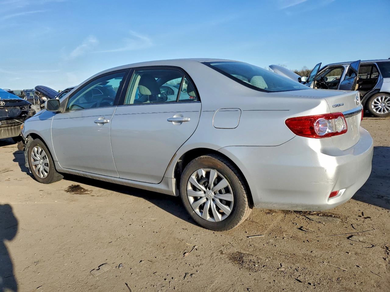 2013 TOYOTA COROLLA BASE photo 2