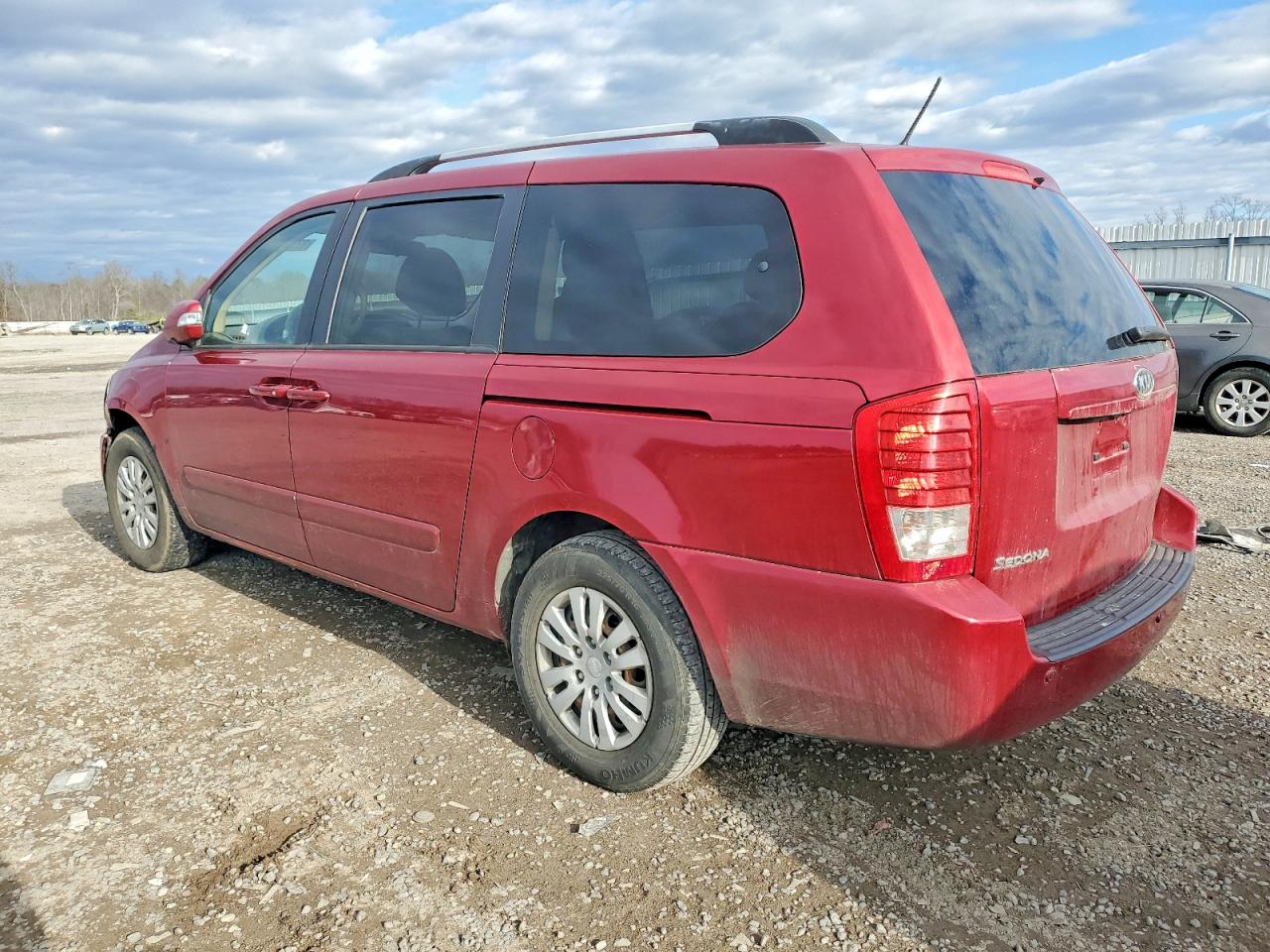 2012 KIA SEDONA LX photo 2