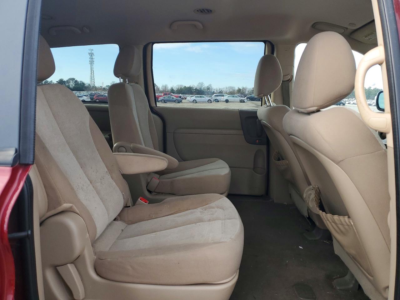 2012 KIA SEDONA LX photo 11