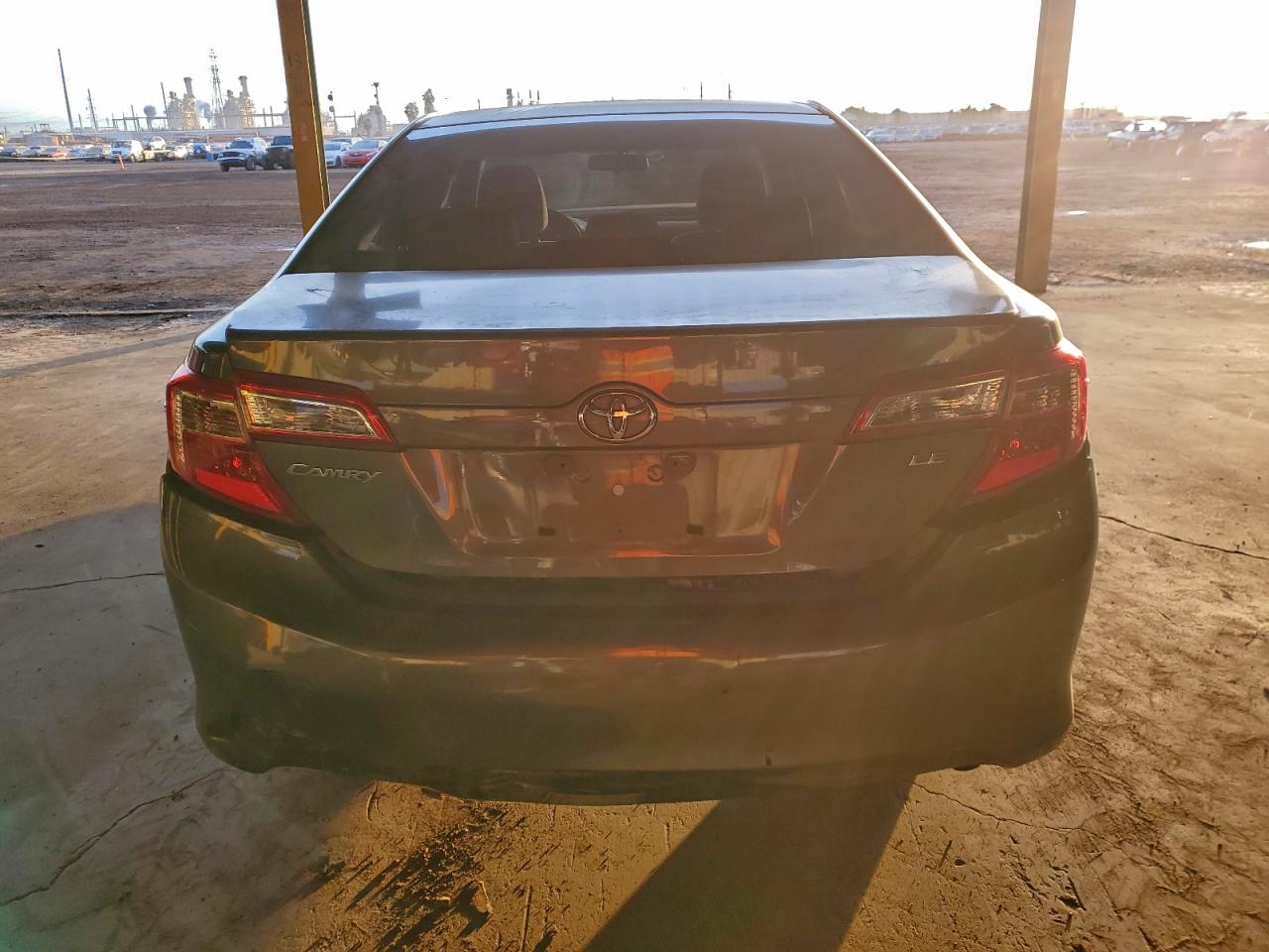 2013 TOYOTA CAMRY L photo 6