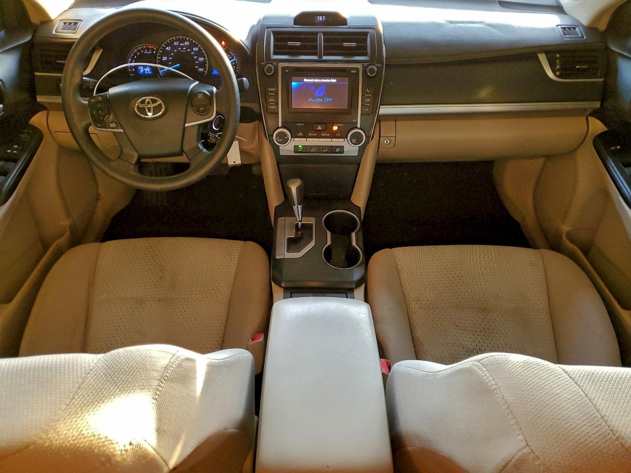 2013 TOYOTA CAMRY L photo 8