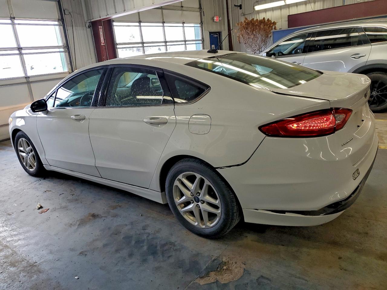 2016 FORD FUSION SE photo 2