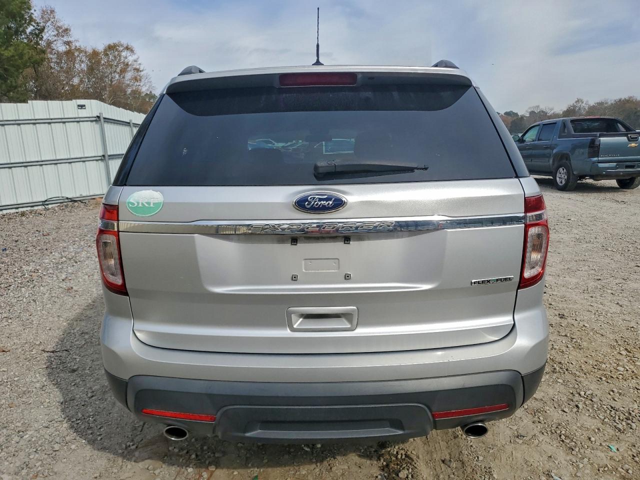 2015 FORD EXPLORER photo 6