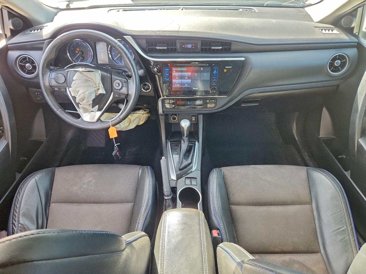 2017 TOYOTA COROLLA L photo 22