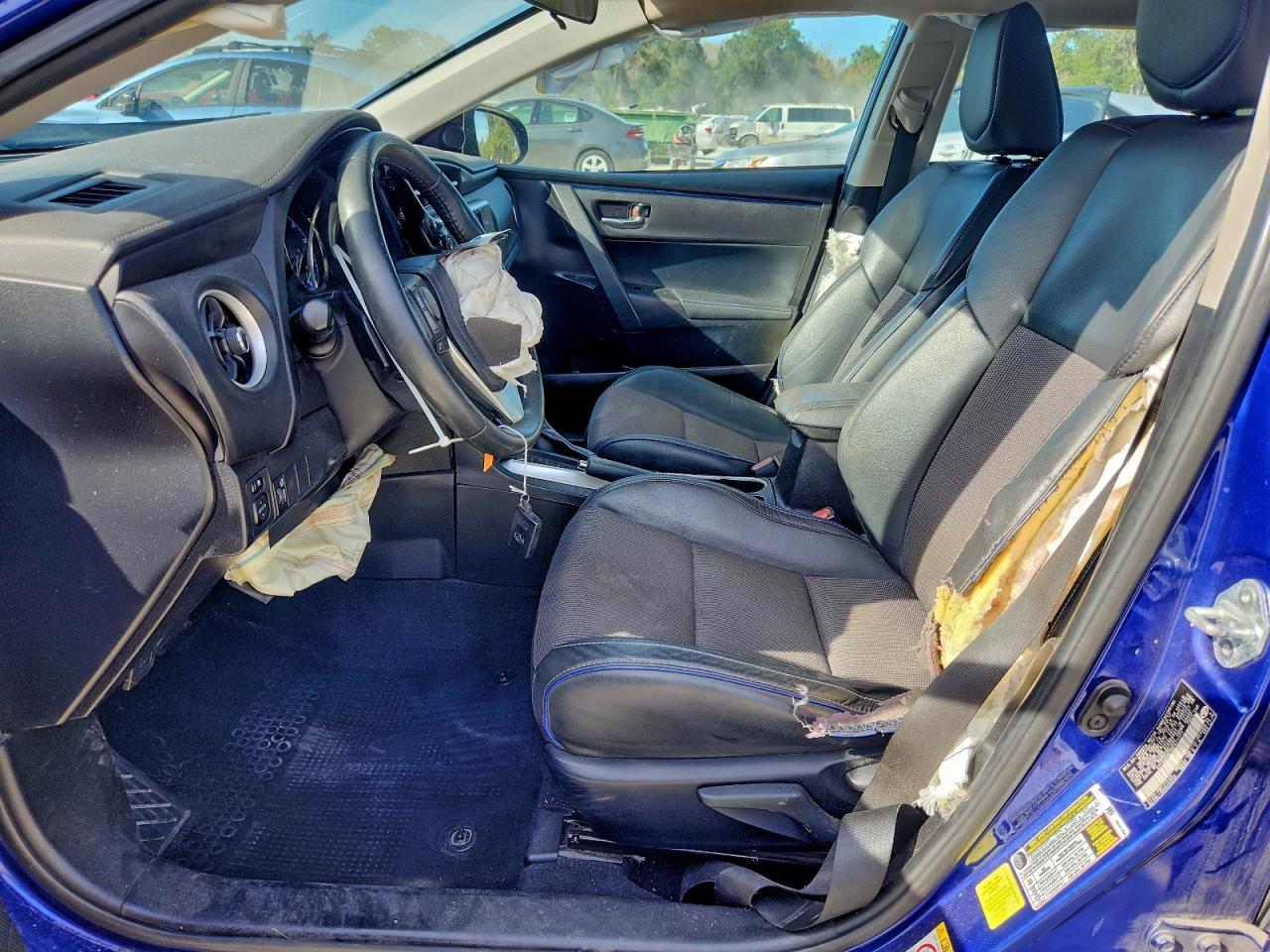 2017 TOYOTA COROLLA L photo 19