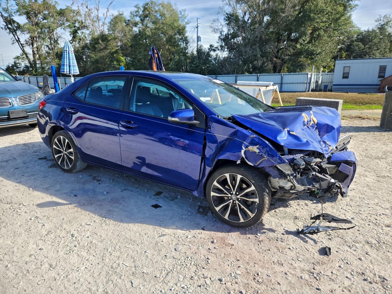 2017 TOYOTA COROLLA L photo 10