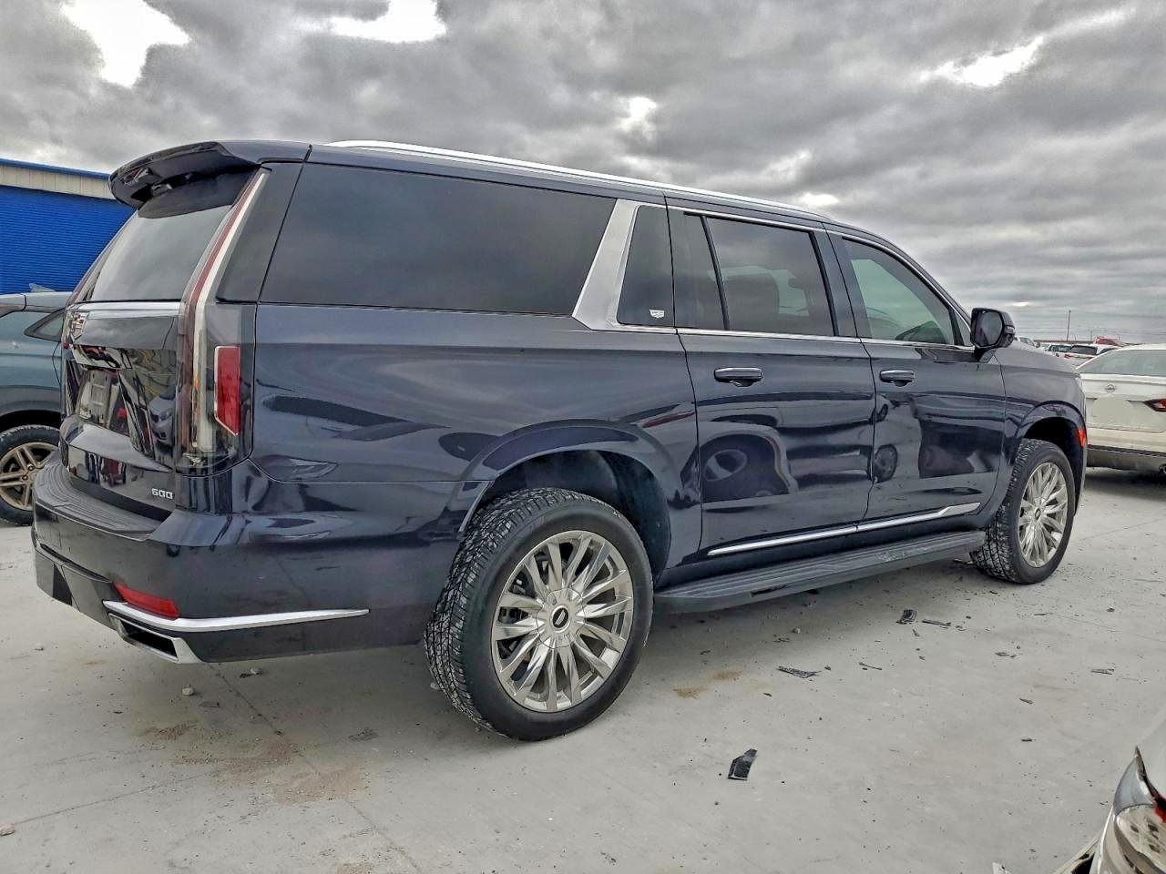 2023 CADILLAC ESCALADE ESV PREMIUM LUXURY photo 7
