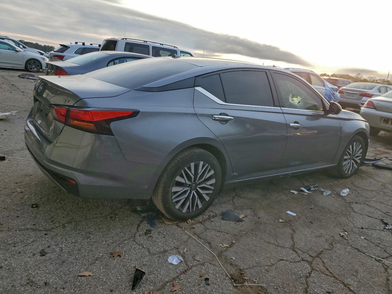 2024 NISSAN ALTIMA 2.5 SV photo 5