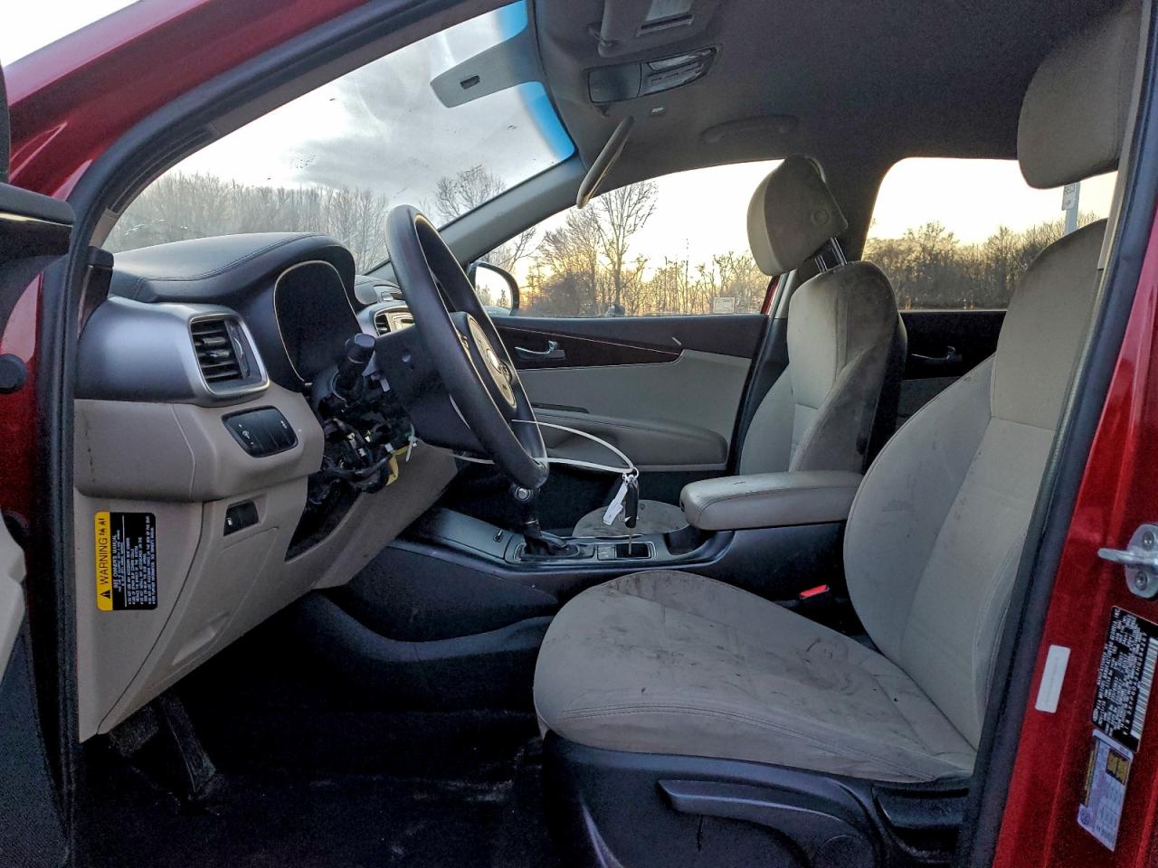 2017 KIA SORENTO LX photo 7