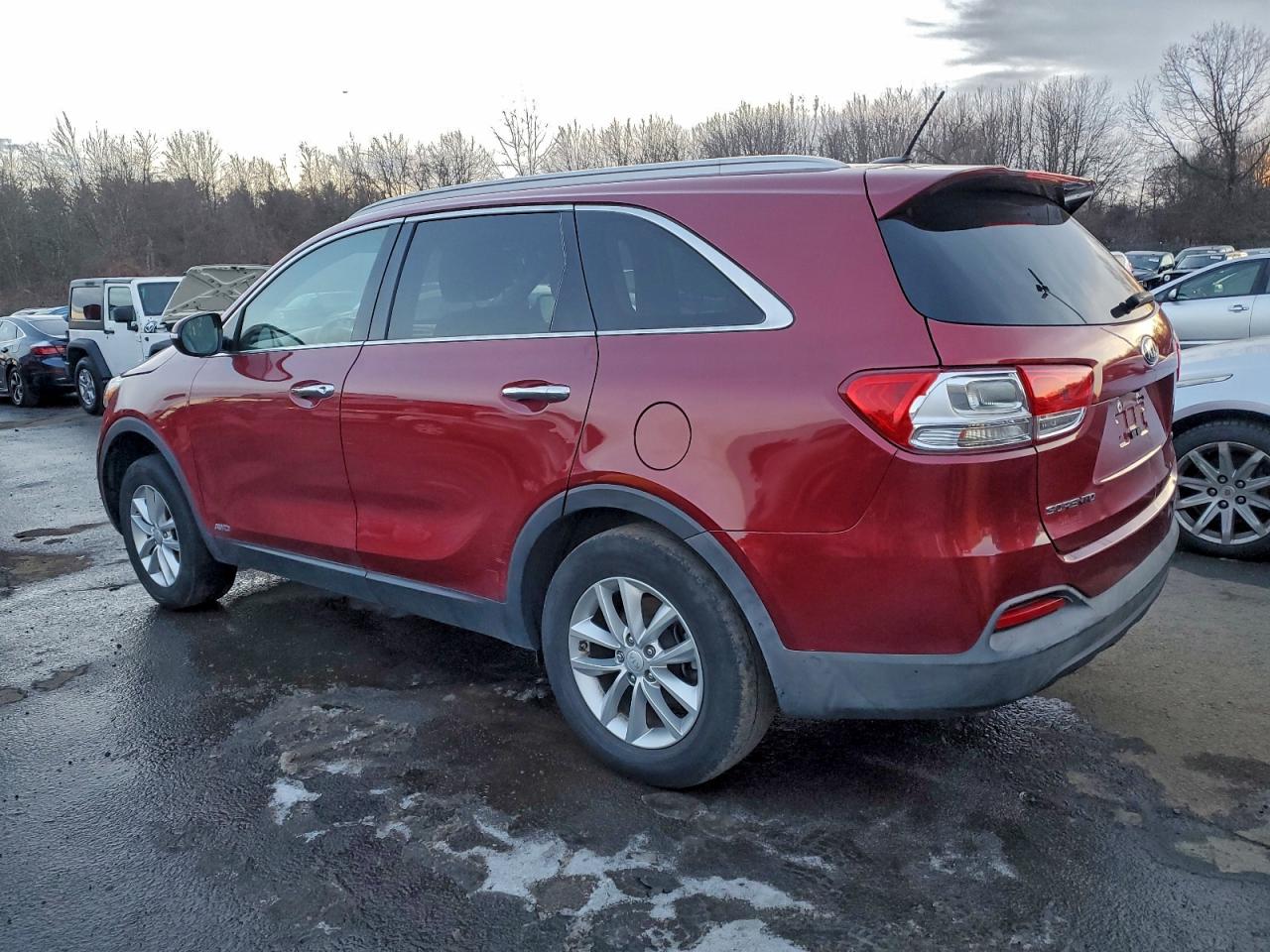 2017 KIA SORENTO LX photo 2