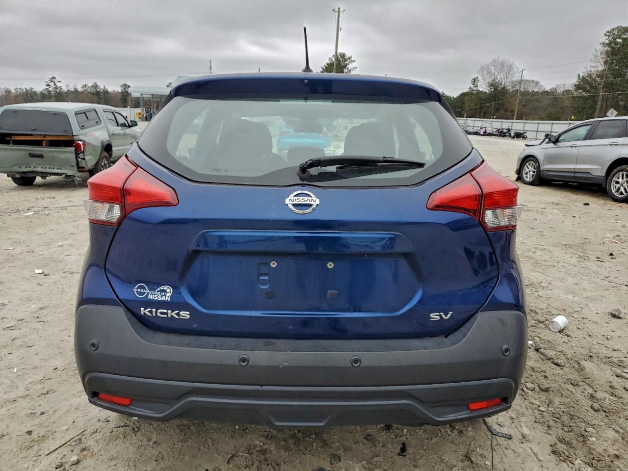 2020 NISSAN KICKS SV photo 6