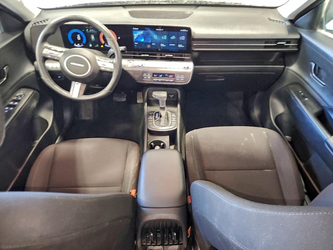 2024 HYUNDAI KONA SEL photo 22
