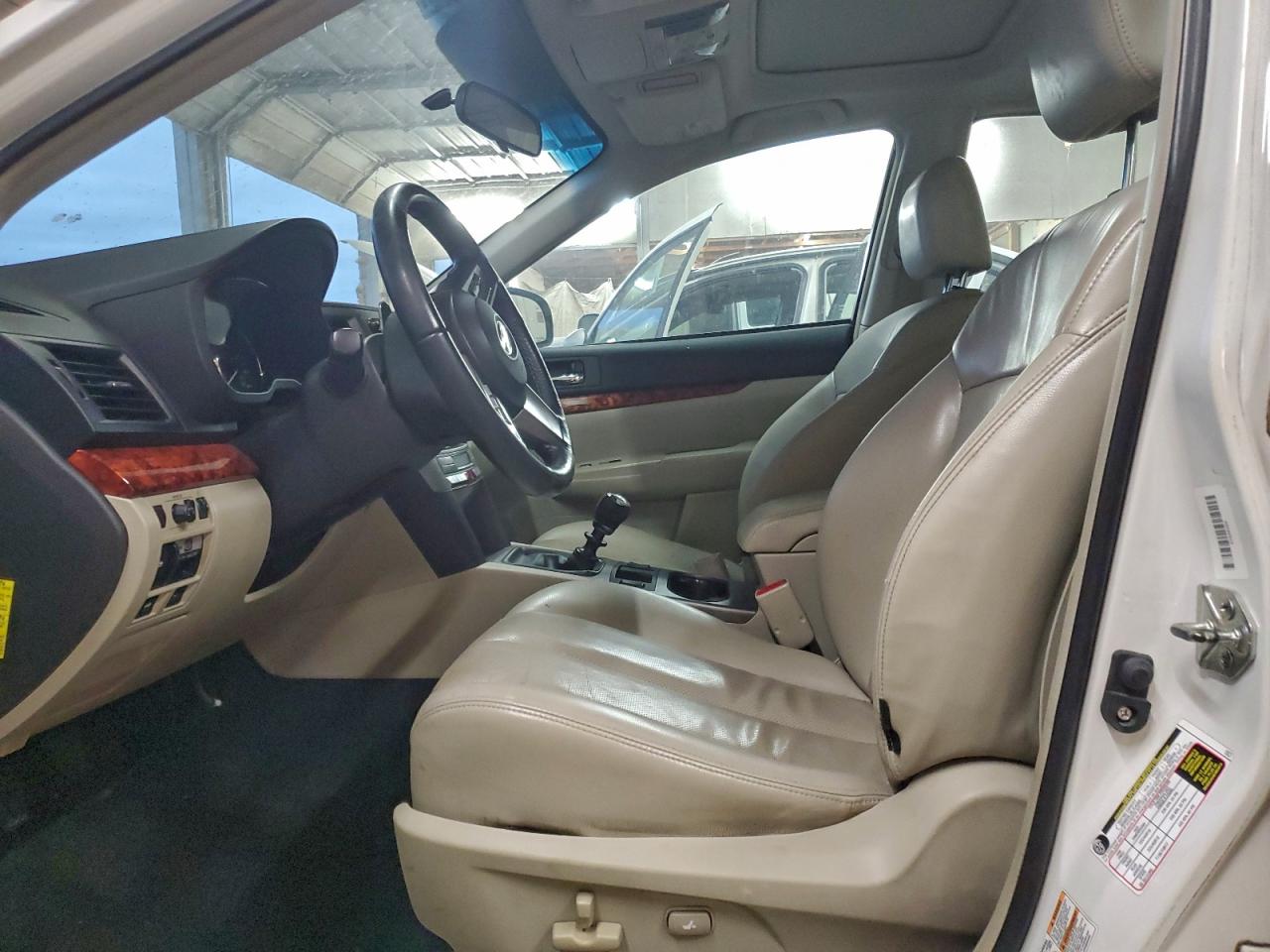 2010 SUBARU LEGACY 2.5GT LIMITED photo 7