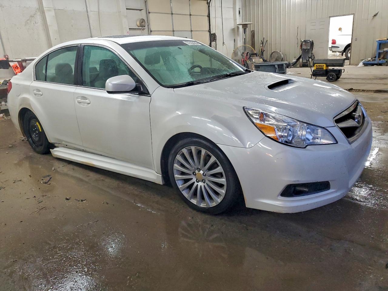 2010 SUBARU LEGACY 2.5GT LIMITED photo 4