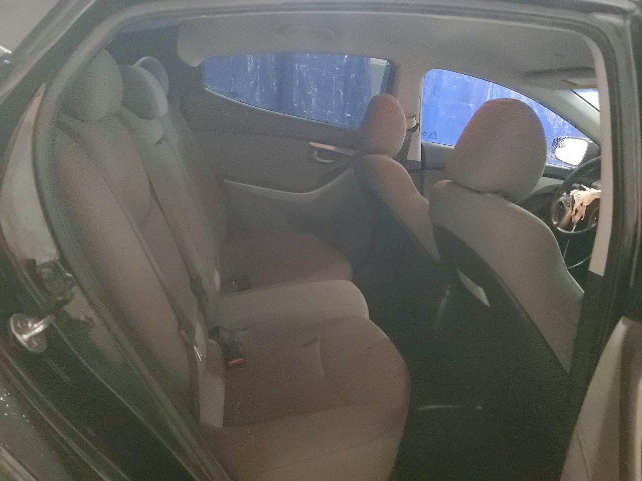 2014 HYUNDAI ELANTRA SE photo 10