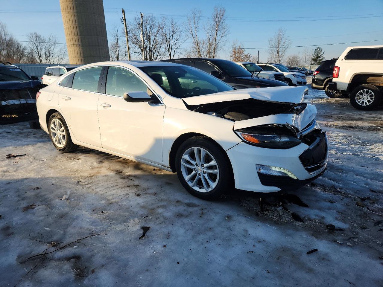 2020 CHEVROLET MALIBU LT photo 4