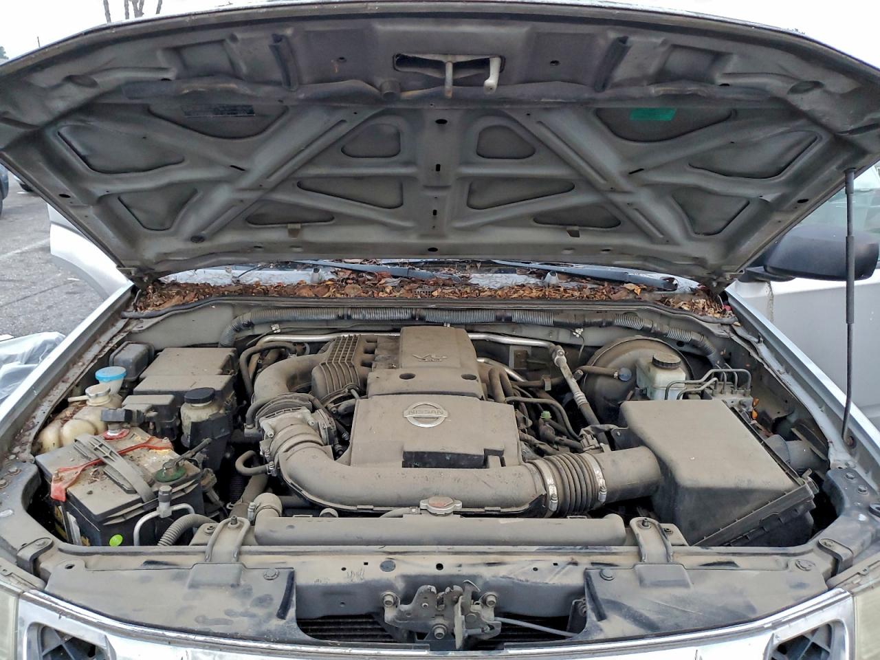 2009 NISSAN PATHFINDER S photo 12