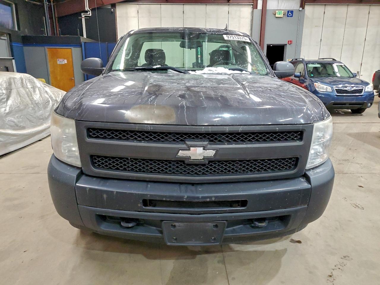 2010 CHEVROLET SILVERADO K1500 photo 5