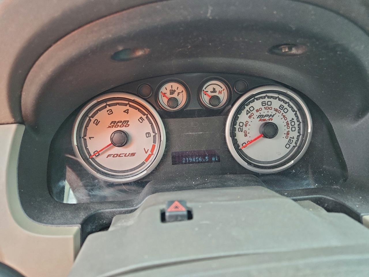 2008 FORD FOCUS SE photo 9