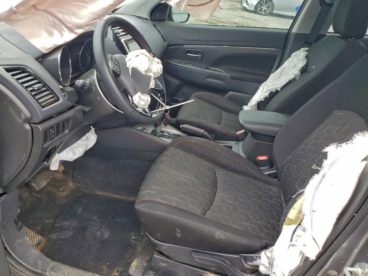 2024 MITSUBISHI OUTLANDER SPORT S/SE photo 7