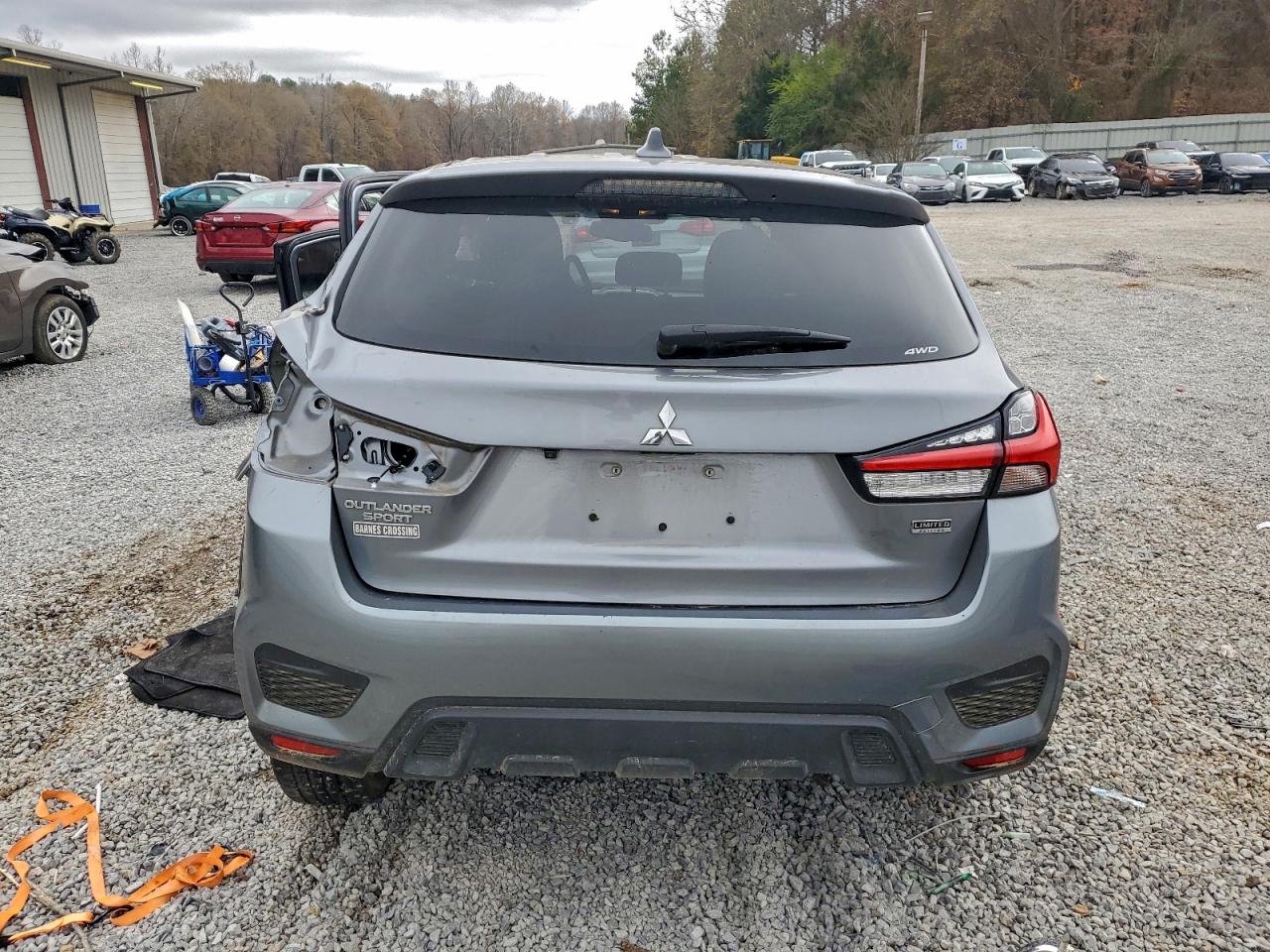 2024 MITSUBISHI OUTLANDER SPORT S/SE photo 6